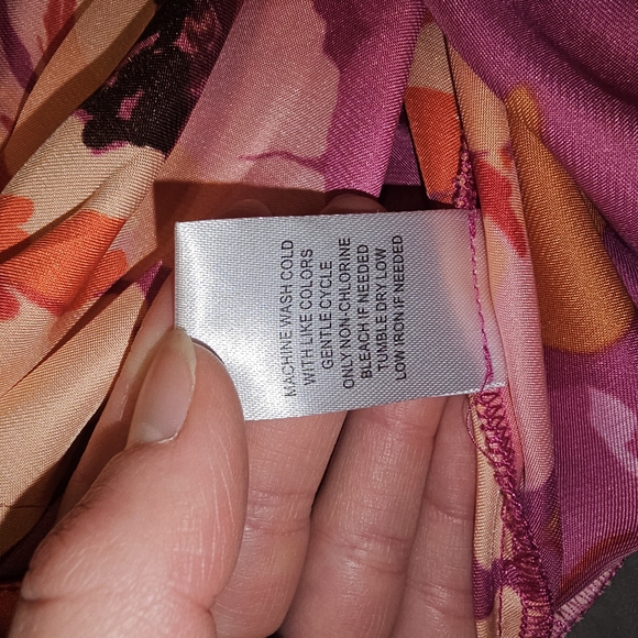 DR2 Pink and Orange Floral Top - Picture 5 of 5